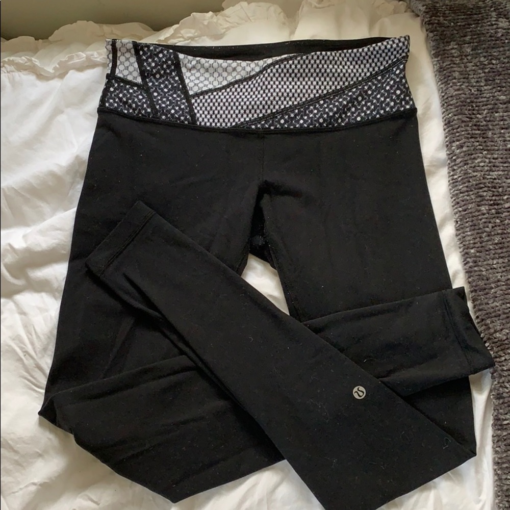 Lululemon leggings, size 8